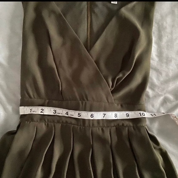 Fit and Flare Dress size 3 - Picture 4 of 8